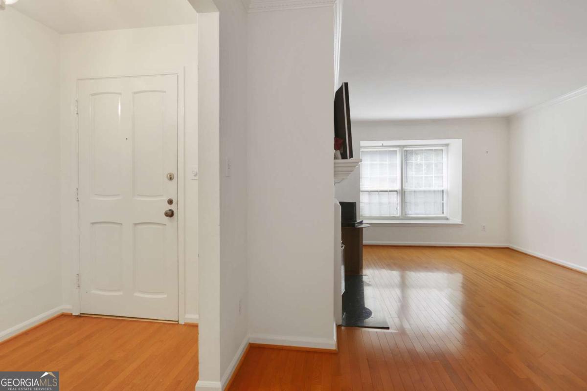 158 Maribeau Square NW Atlanta GA 30327
