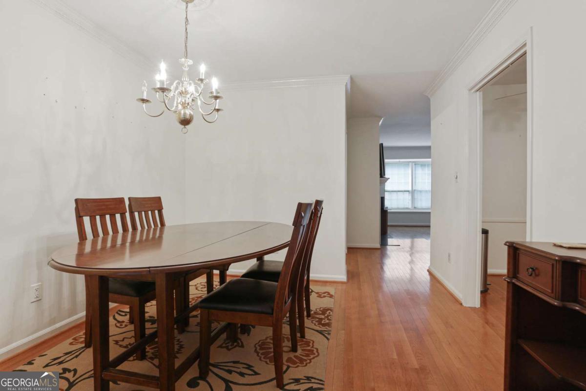 158 Maribeau Square NW Atlanta GA 30327