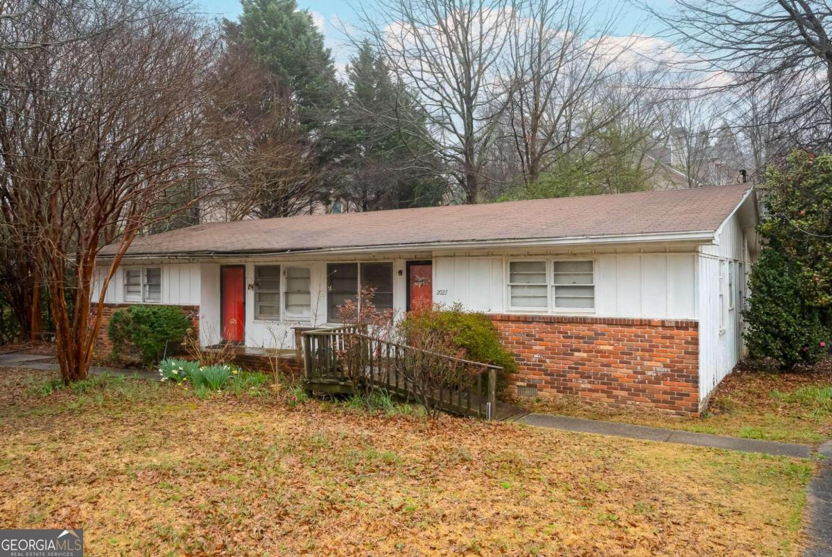 2027 Cooper Lake Drive SE Smyrna GA 30080