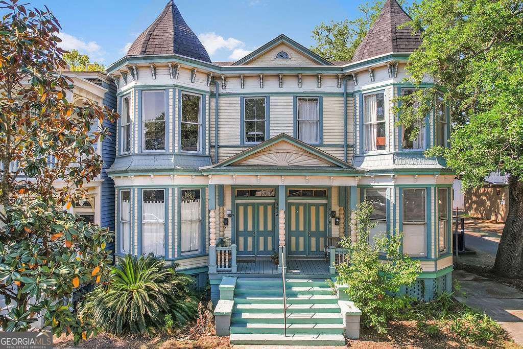 301-303 E Henry Street Savannah GA 31401
