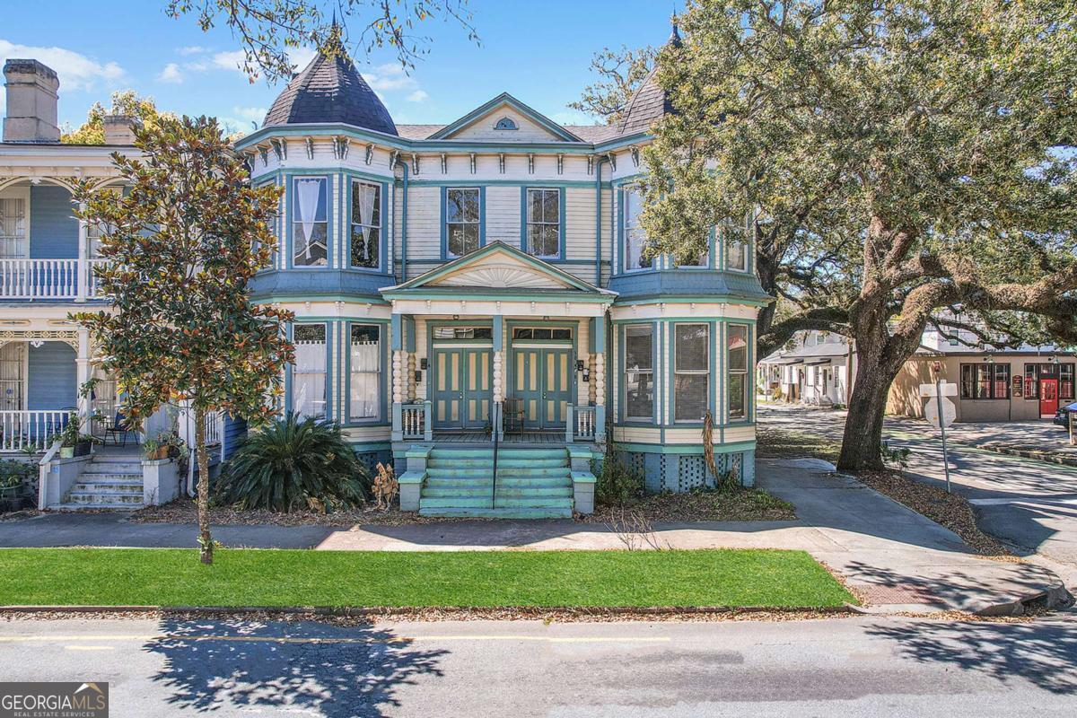 301-303 E Henry Street Savannah GA 31401