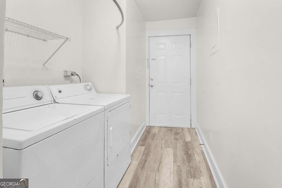 301-303 E Henry Street Savannah GA 31401