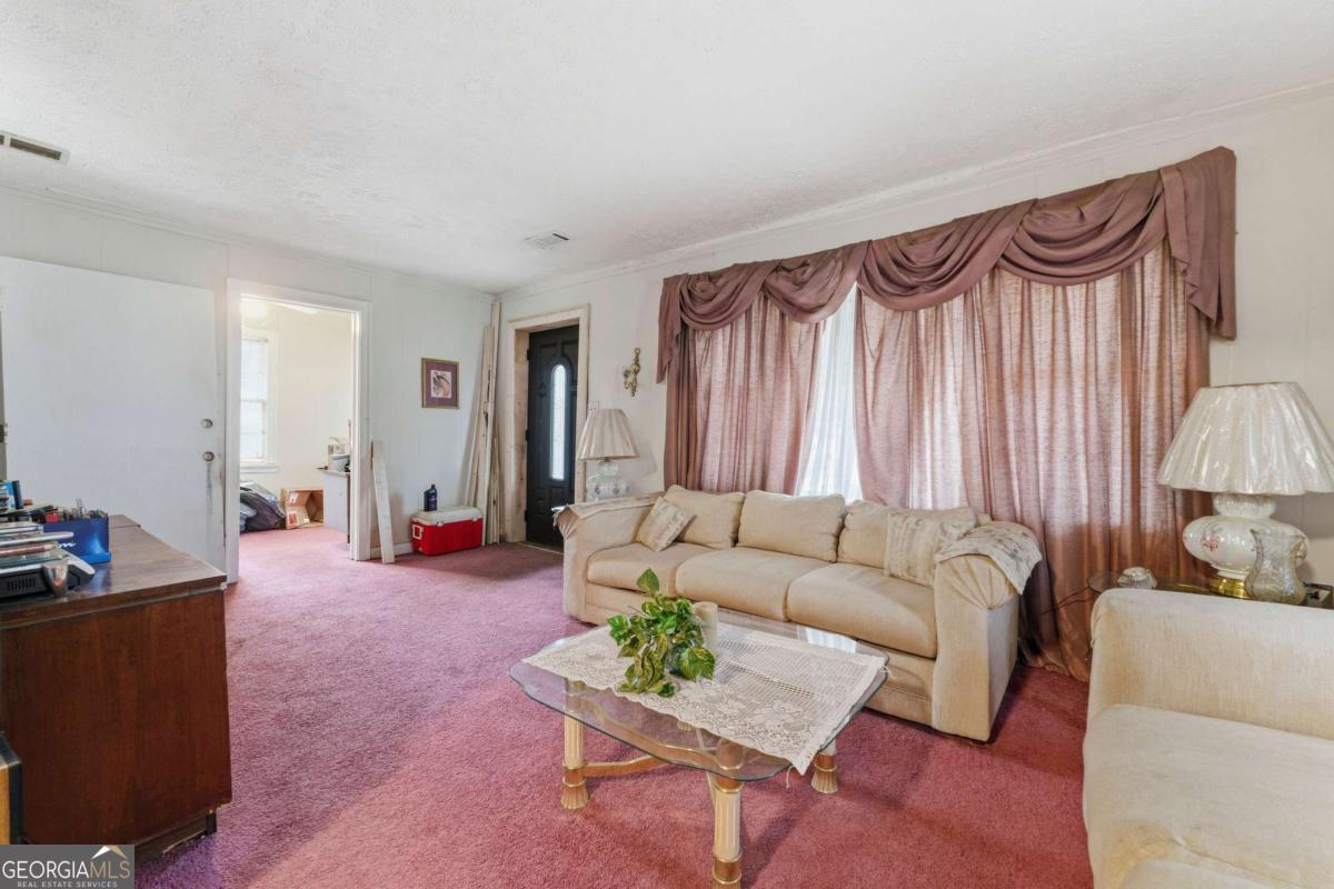 165 Burbank Drive NW Atlanta GA 30314