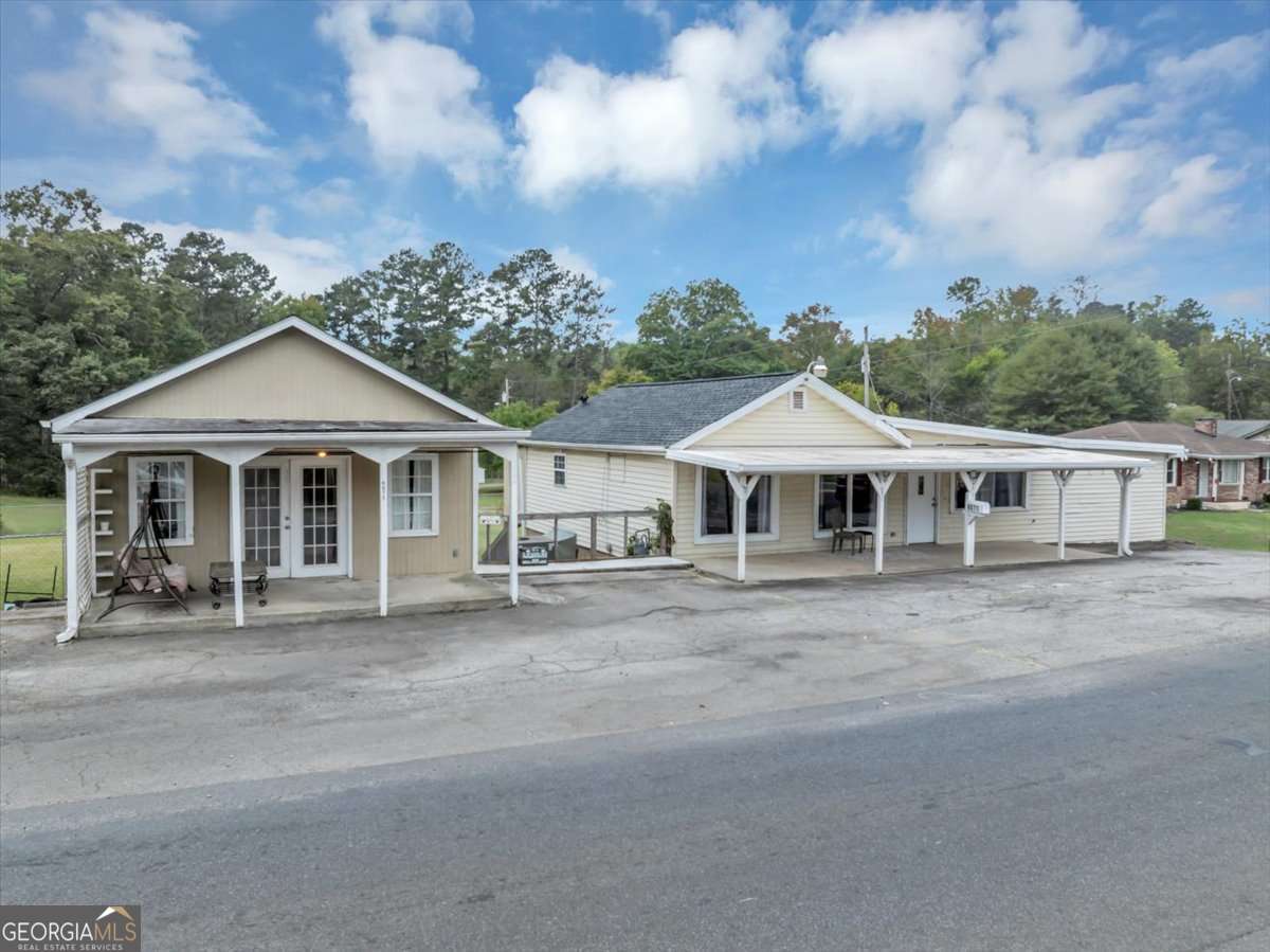 6071 N Main Street SE Acworth GA 30101