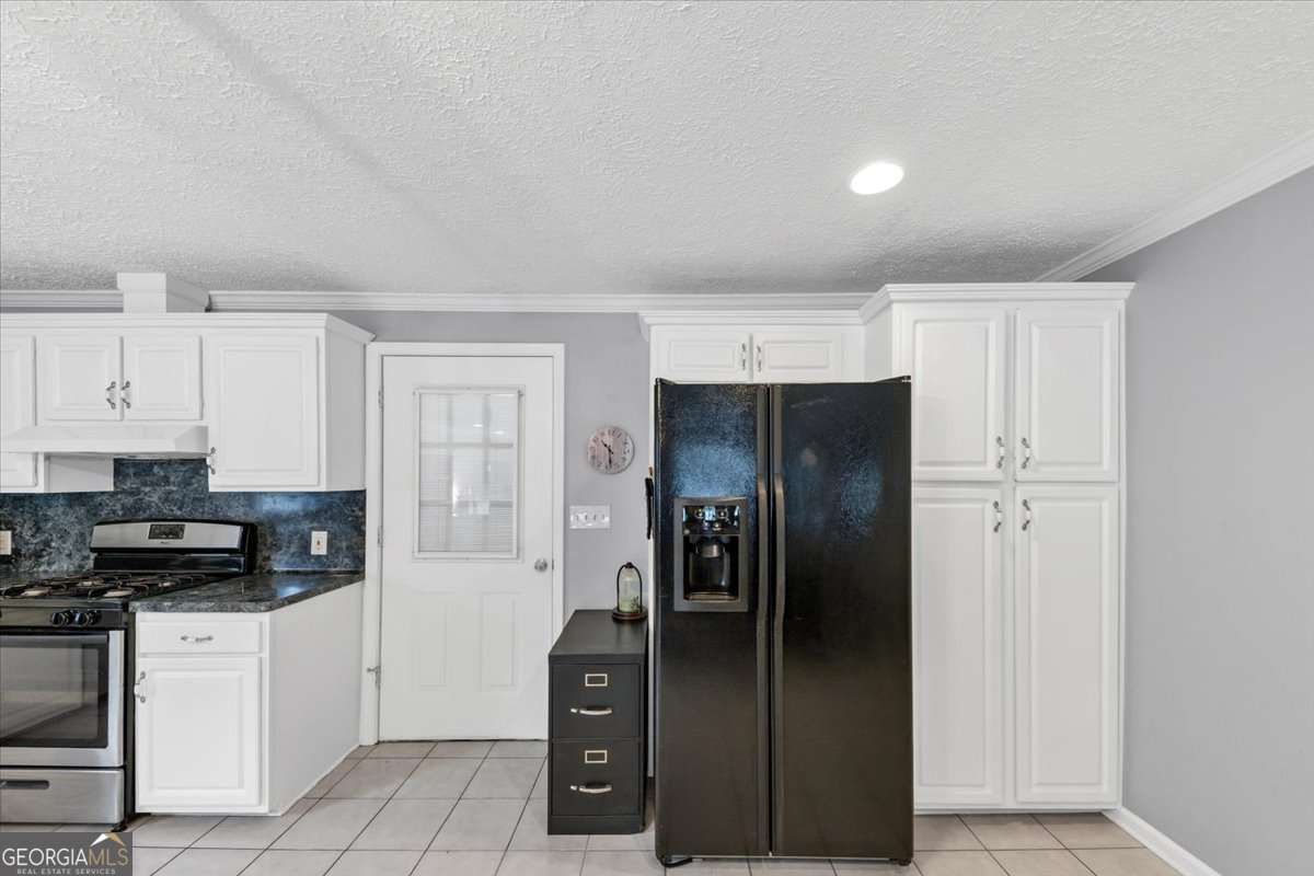 6071 N Main Street SE Acworth GA 30101