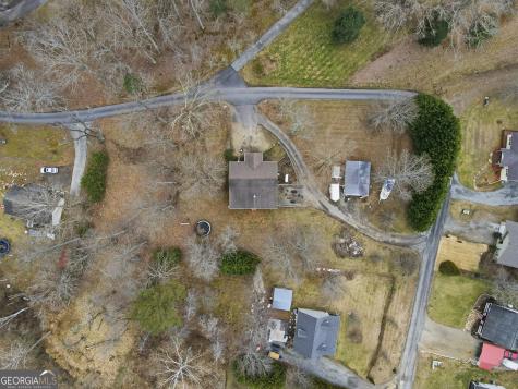 5421 School Street Young Harris GA 30582