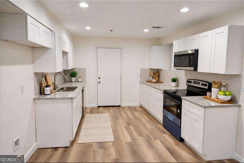 1341 Pine Avenue Atlanta GA 30344