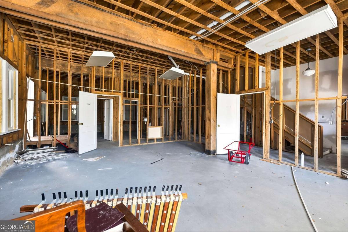 669 Dill Avenue SW Atlanta GA 30310