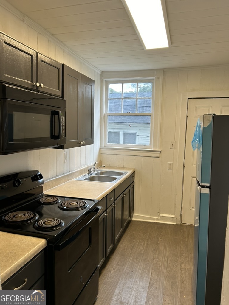 441 Holderness Street SW Atlanta GA 30310