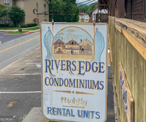 854 Edelweiss Strasse Helen GA 30545