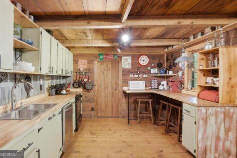 85 Clear Lake Court Ellijay GA 30540