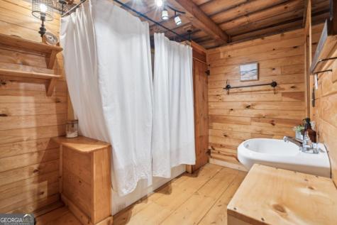 85 Clear Lake Court Ellijay GA 30540