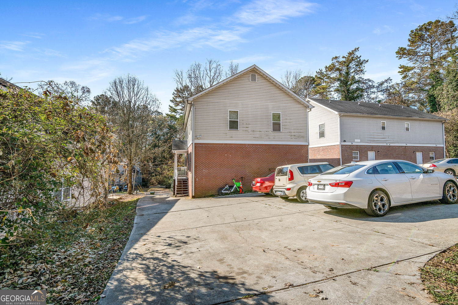 2045 Lois Place NW Atlanta GA 30318