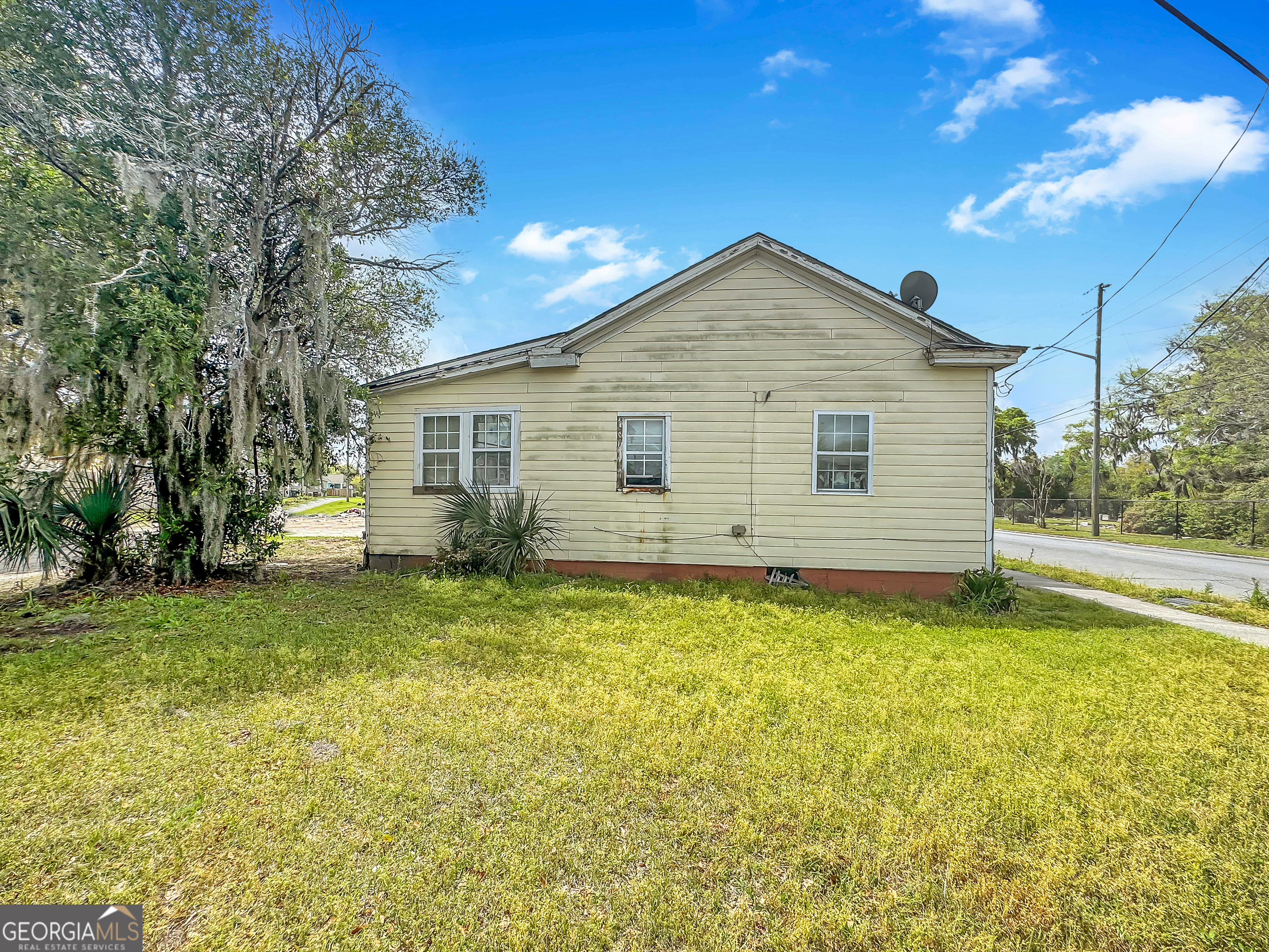 1610 Ogeechee Road Savannah GA 31415