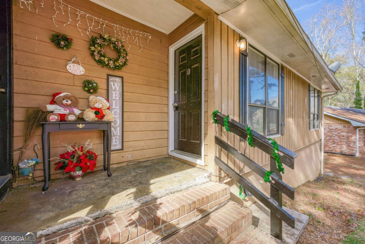 4881 Valley Dale Drive SW Lilburn GA 30047
