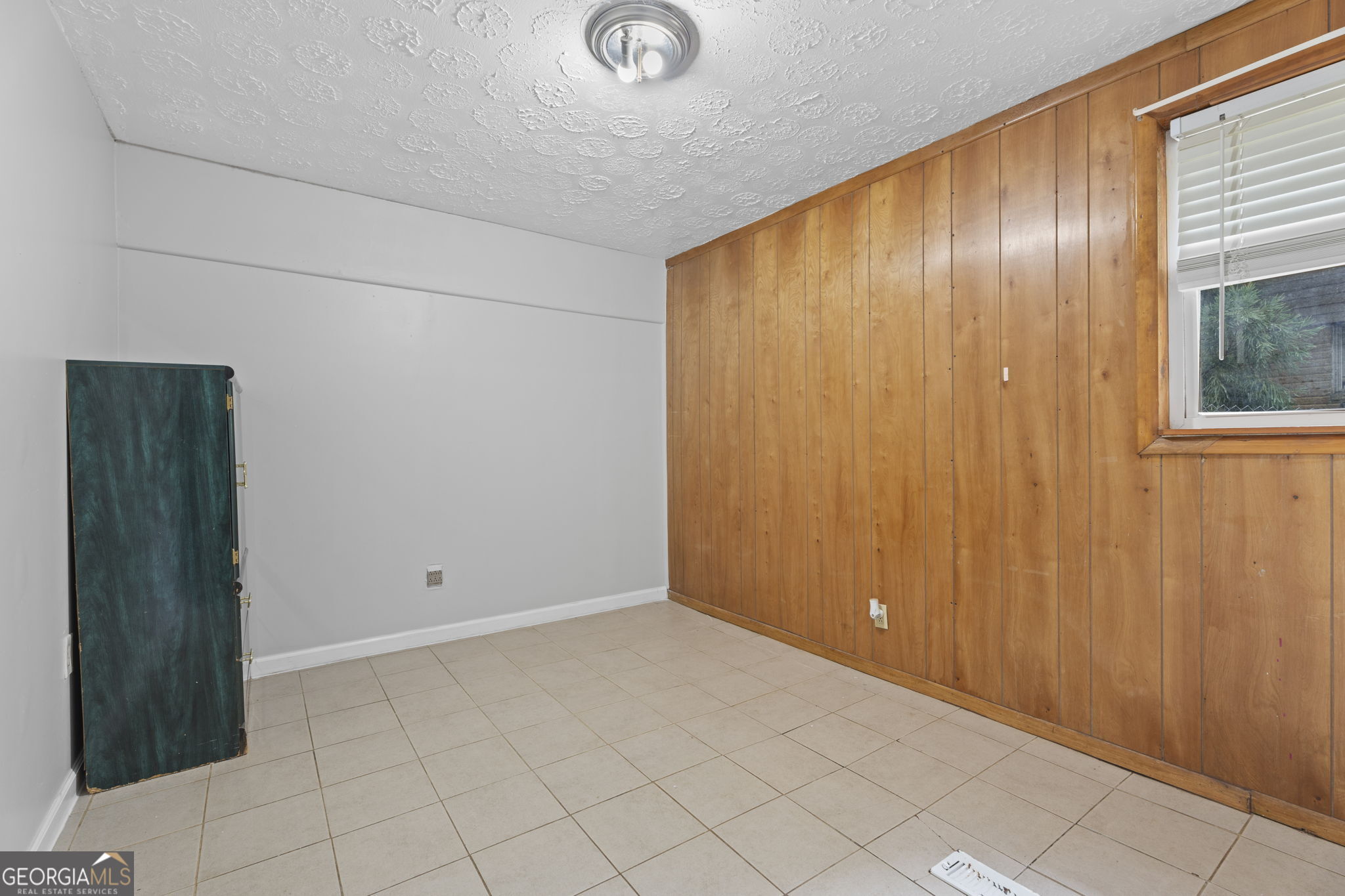 623 Nassau Street Forest Park GA 30297