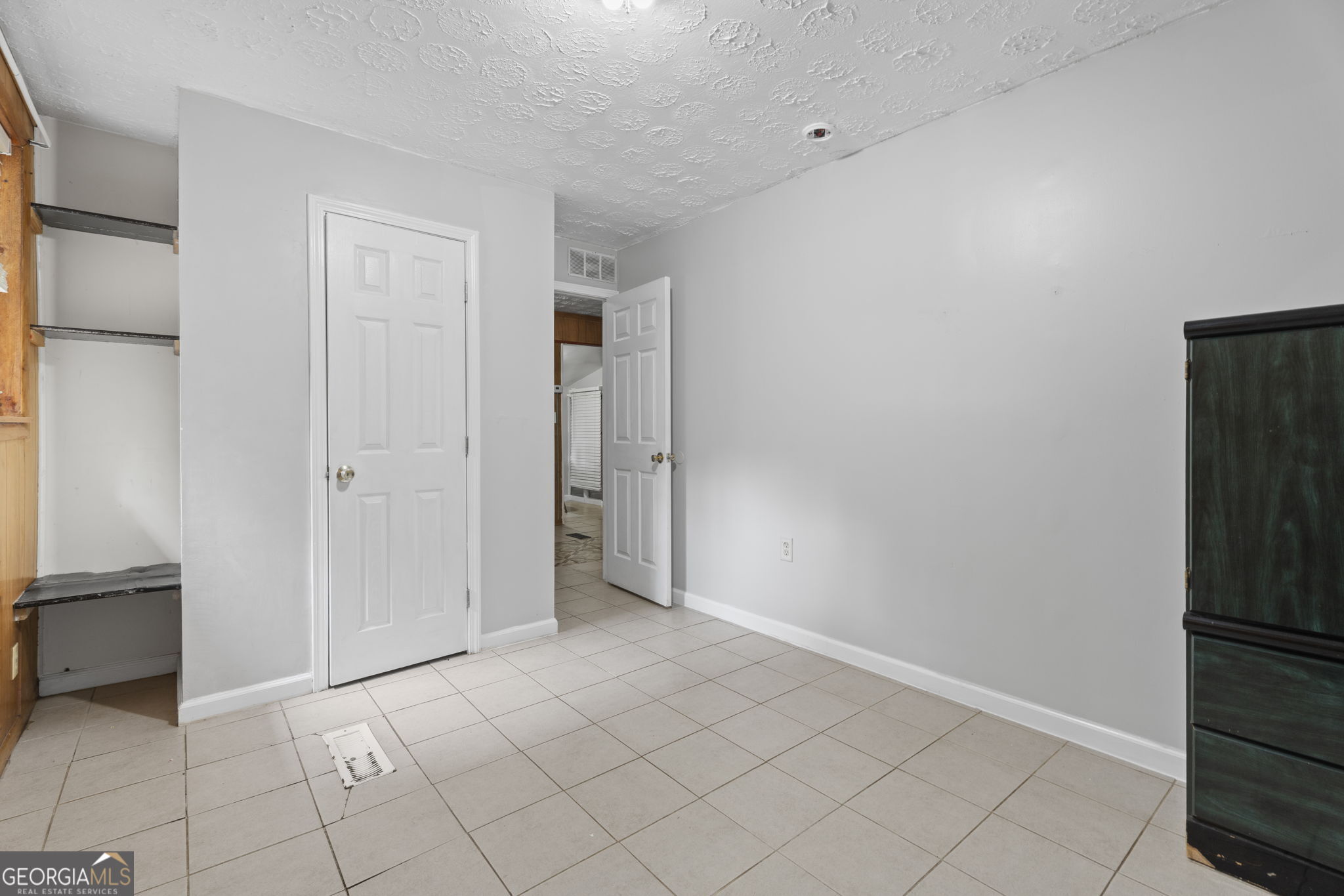 623 Nassau Street Forest Park GA 30297