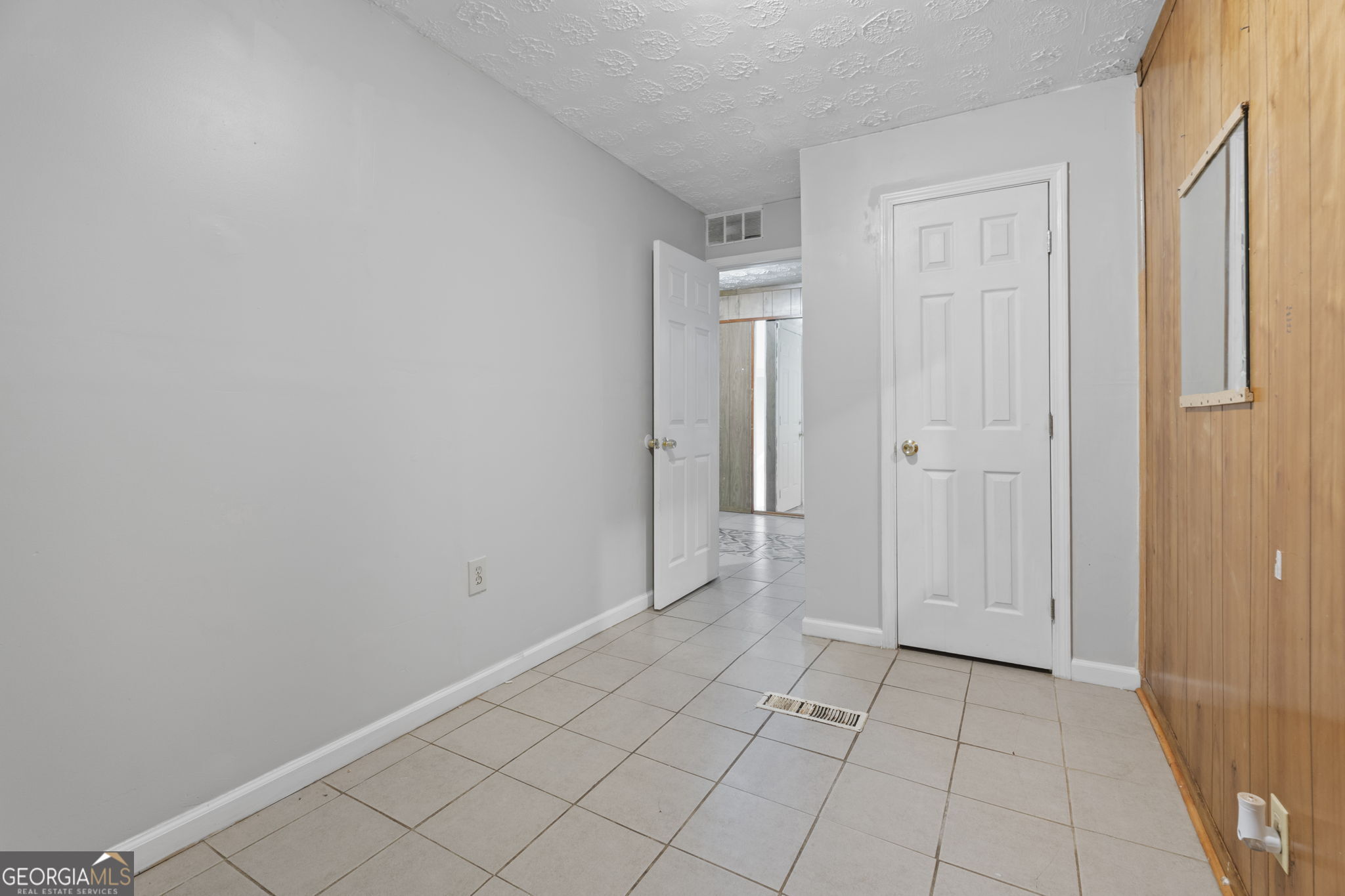 623 Nassau Street Forest Park GA 30297