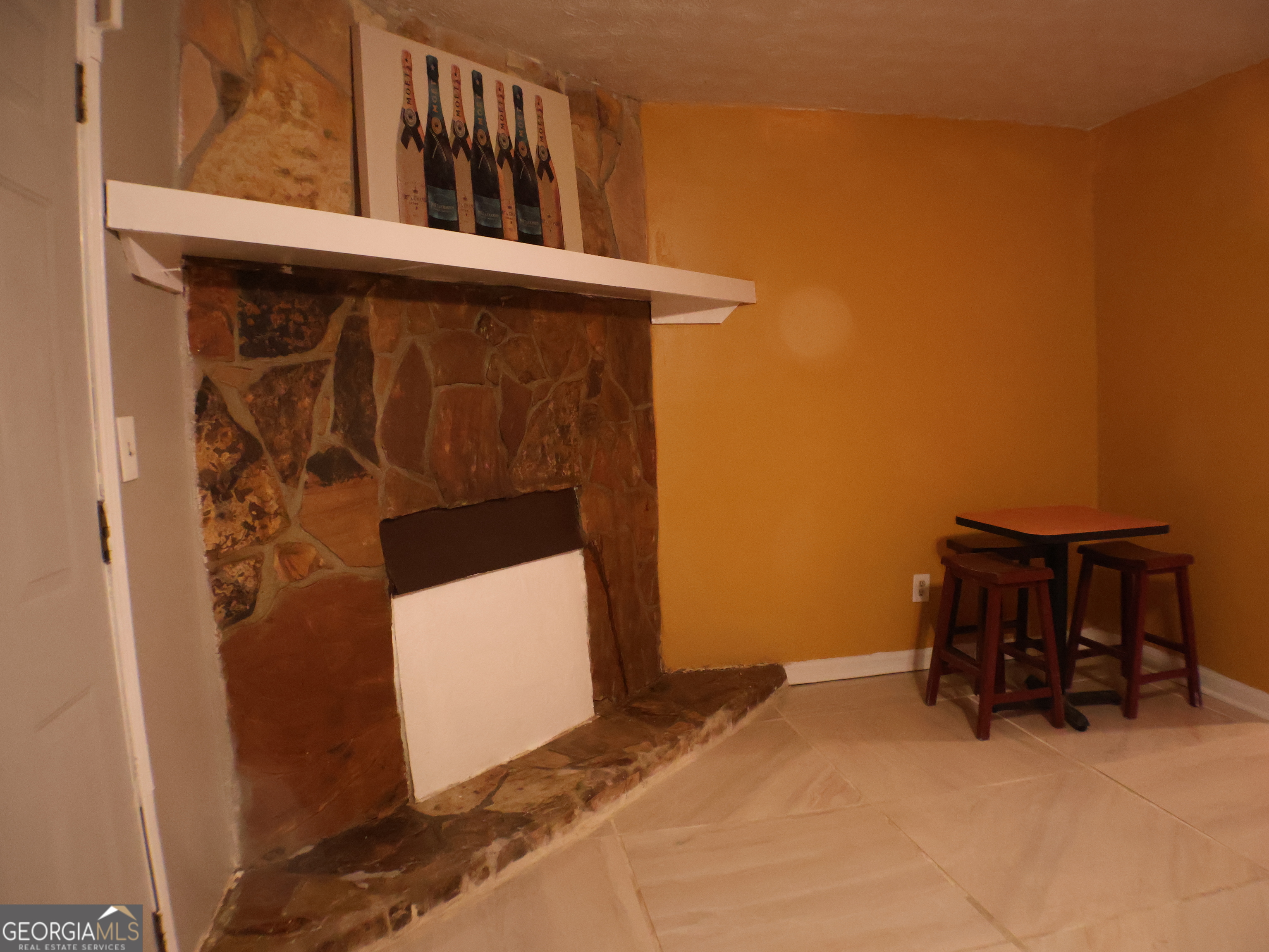 2498 Robinhood Drive Ellenwood GA 30294