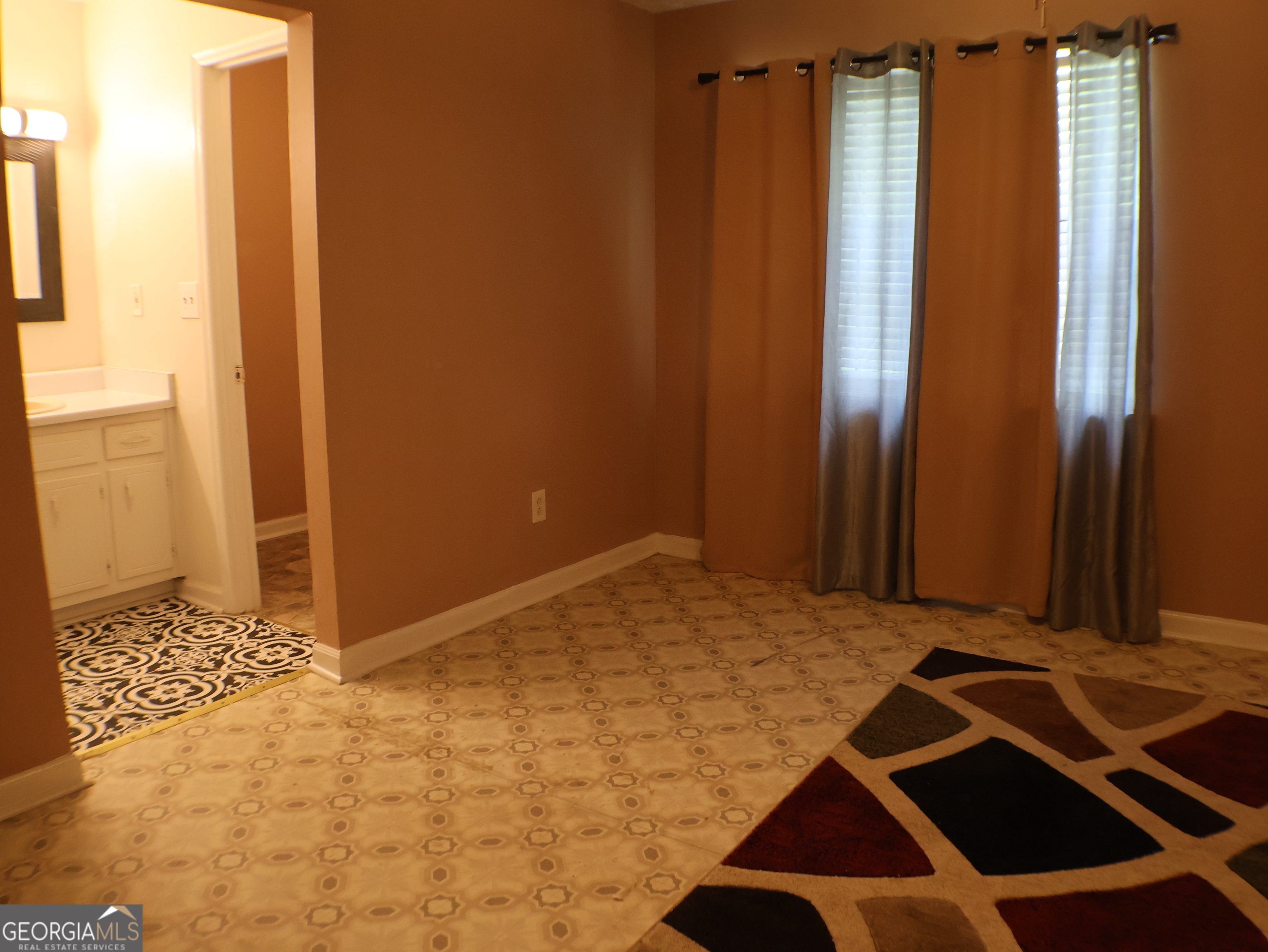 2498 Robinhood Drive Ellenwood GA 30294