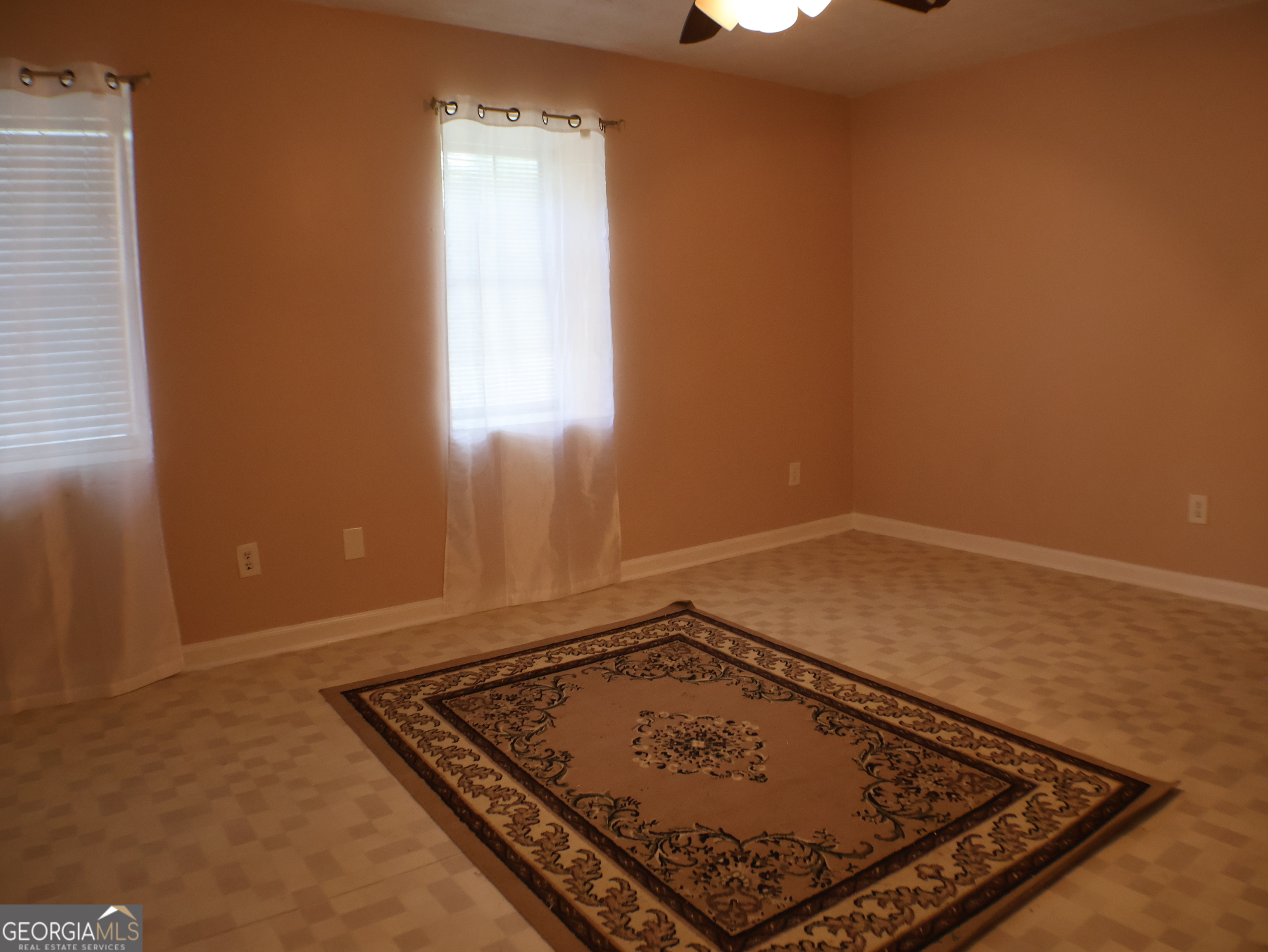 2498 Robinhood Drive Ellenwood GA 30294