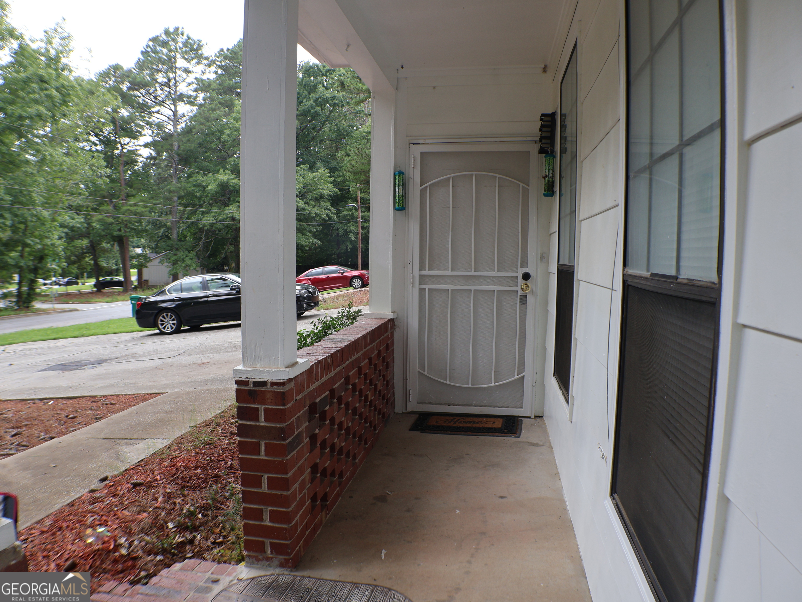 2498 Robinhood Drive Ellenwood GA 30294