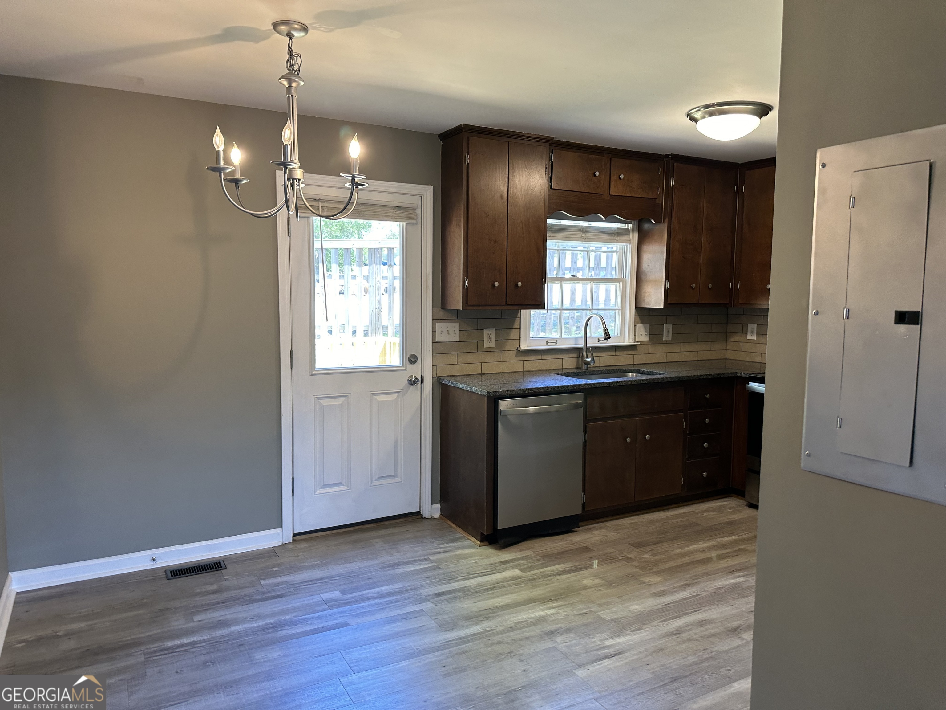 205 Maret Street Hartwell GA 30643