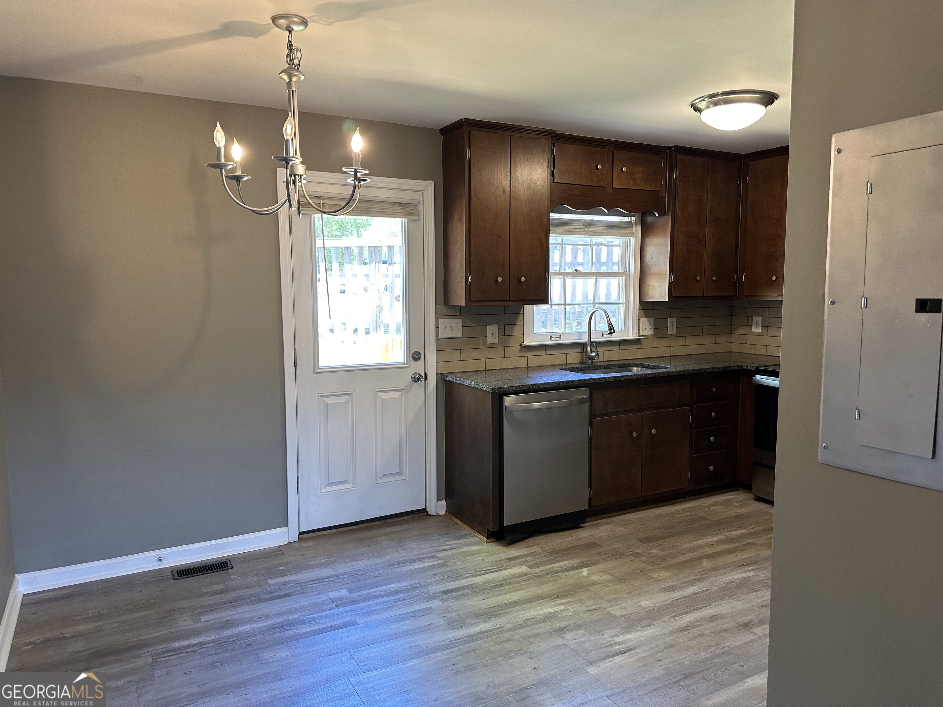 205 Maret Street Hartwell GA 30643