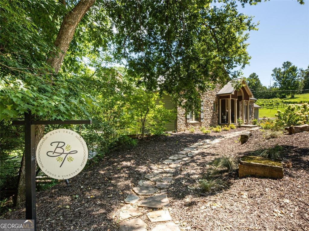 253 Happy Trails Way Jasper GA 30143
