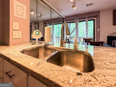854 Edelweiss Strasse Helen GA 30545