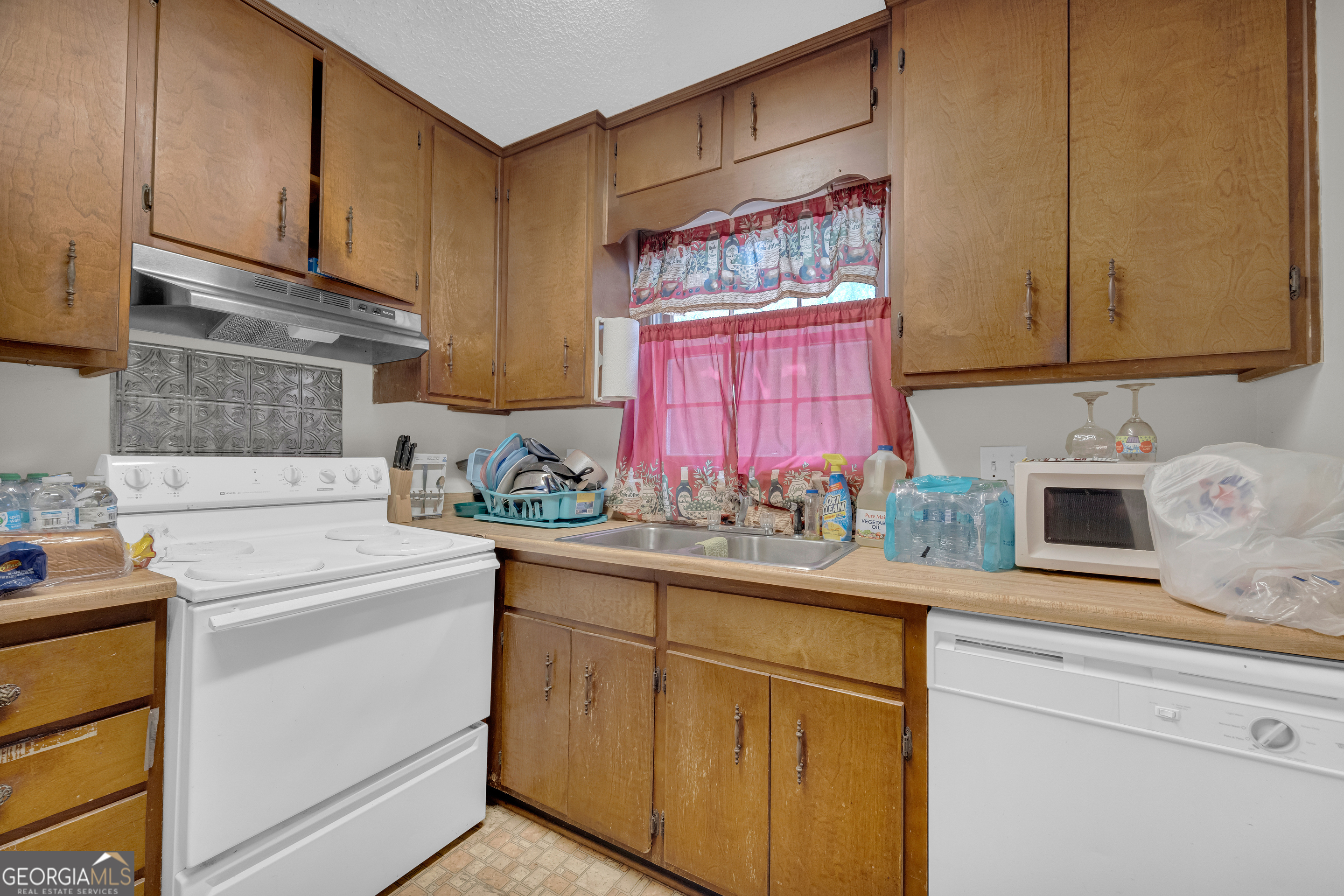 42,44,54,56 Greenwood Circle Toccoa GA 30577