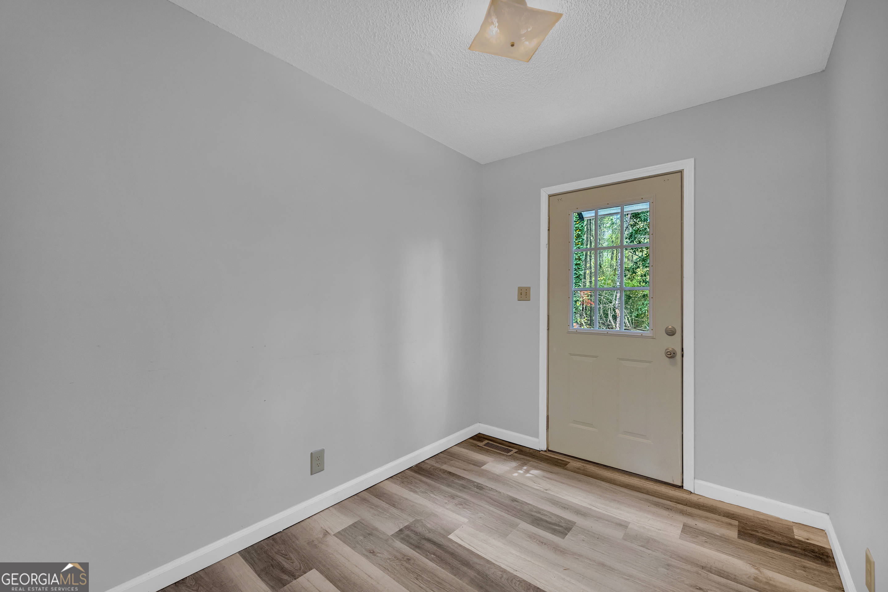 42,44,54,56 Greenwood Circle Toccoa GA 30577