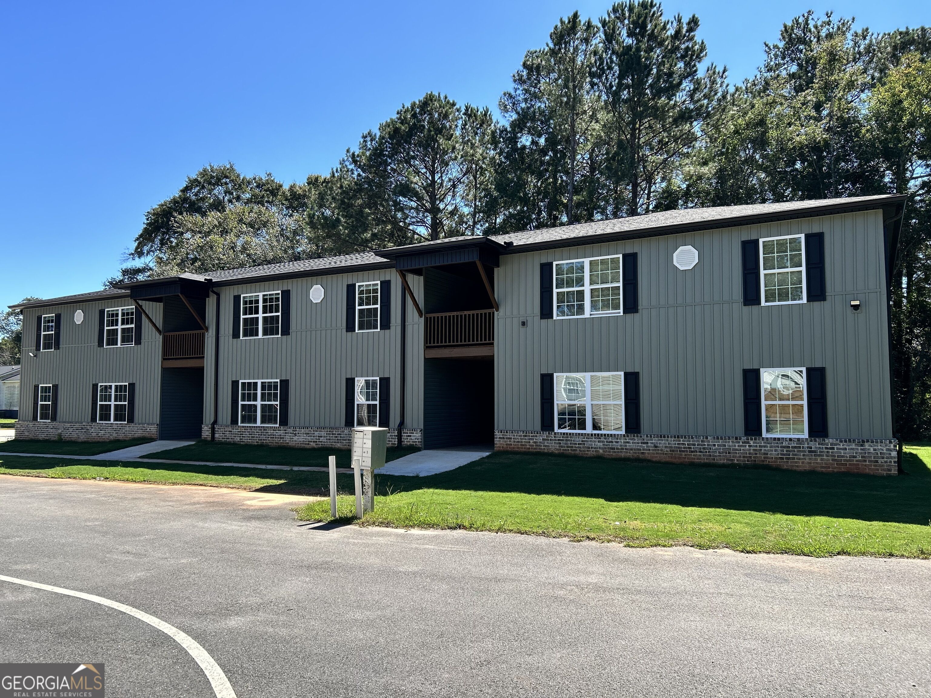 101 A Brooks Fort Valley GA 31030