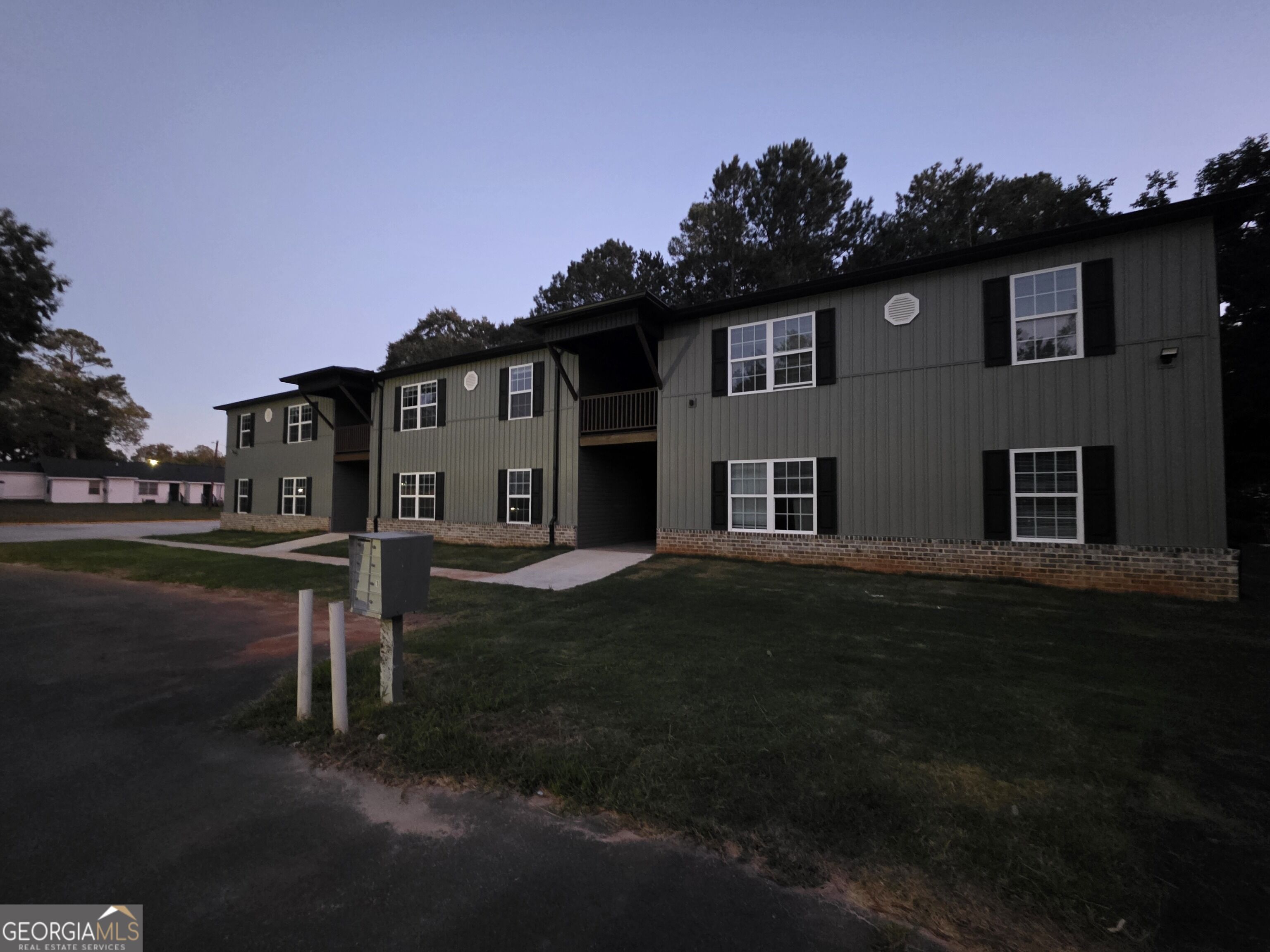 101 A Brooks Fort Valley GA 31030