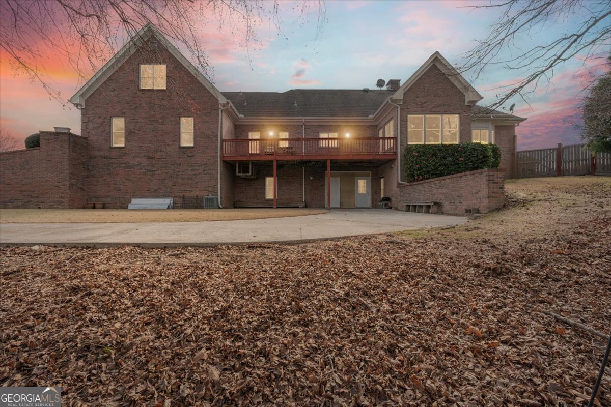 2012 Arbor Springs Way Buford GA 30519