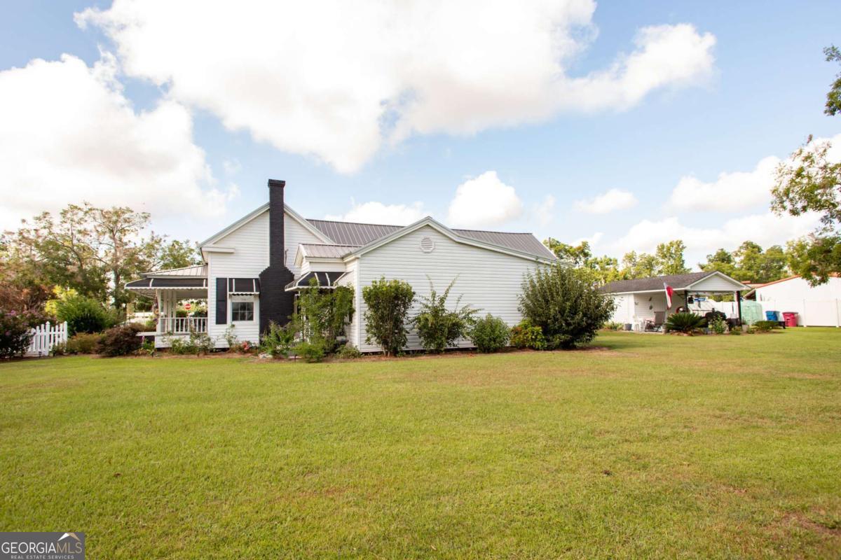 43 Graham Methodist Church Road Baxley GA 31513
