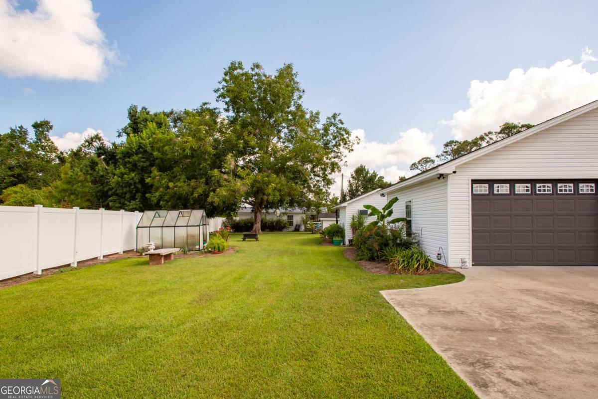 43 Graham Methodist Church Road Baxley GA 31513