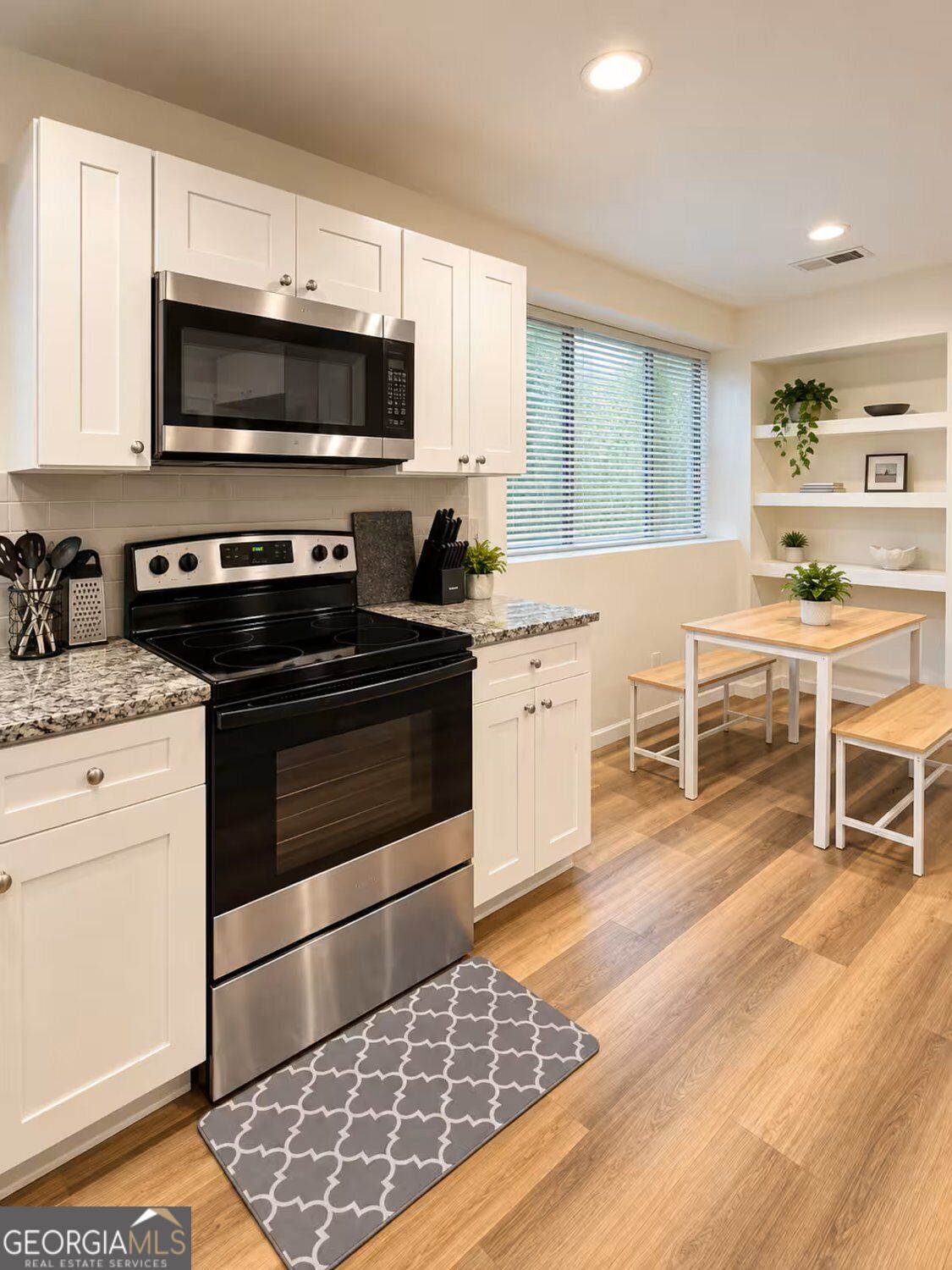 1341 Pine Avenue Atlanta GA 30344