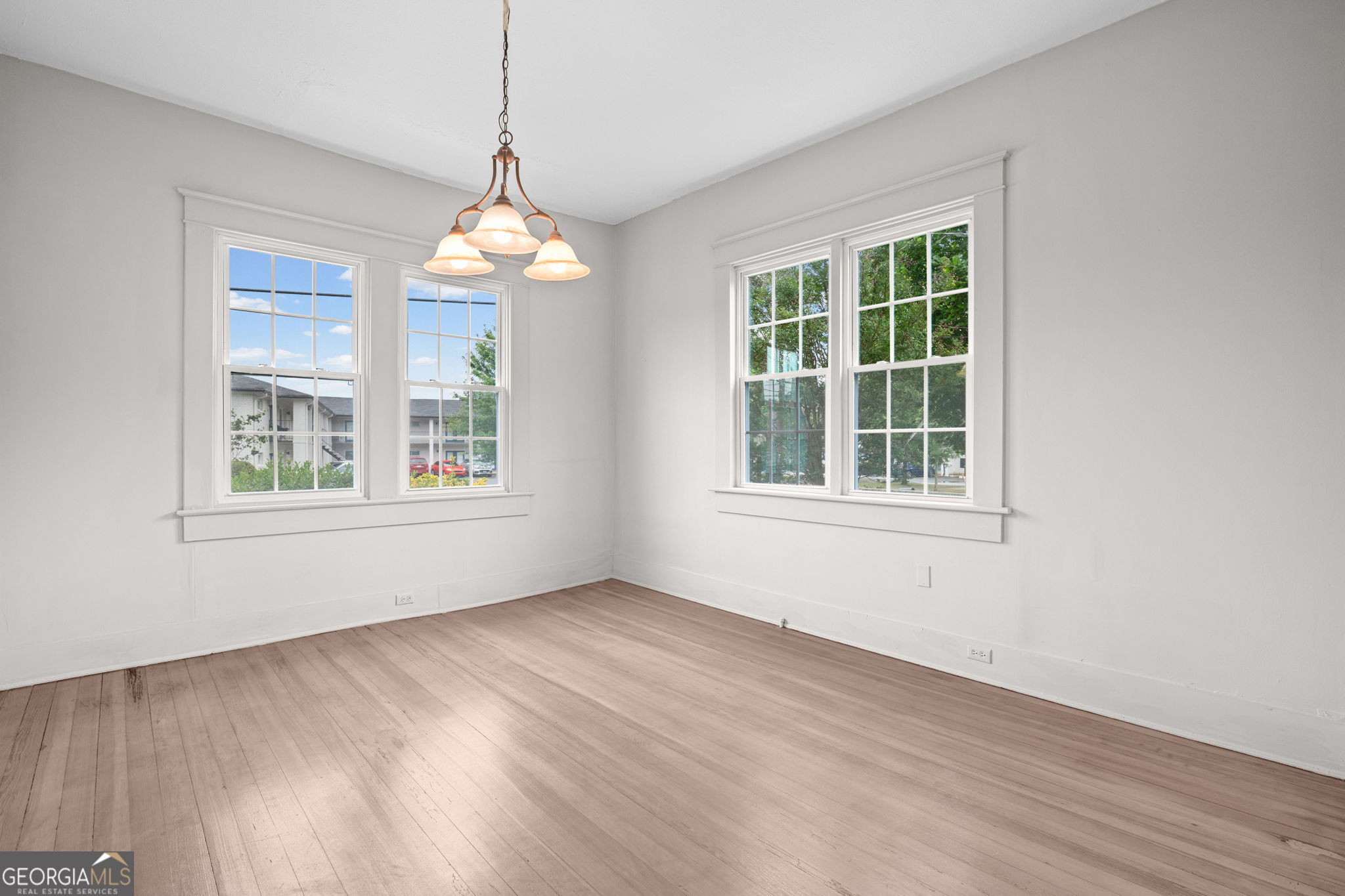 3097 E Point Street East Point GA 30344