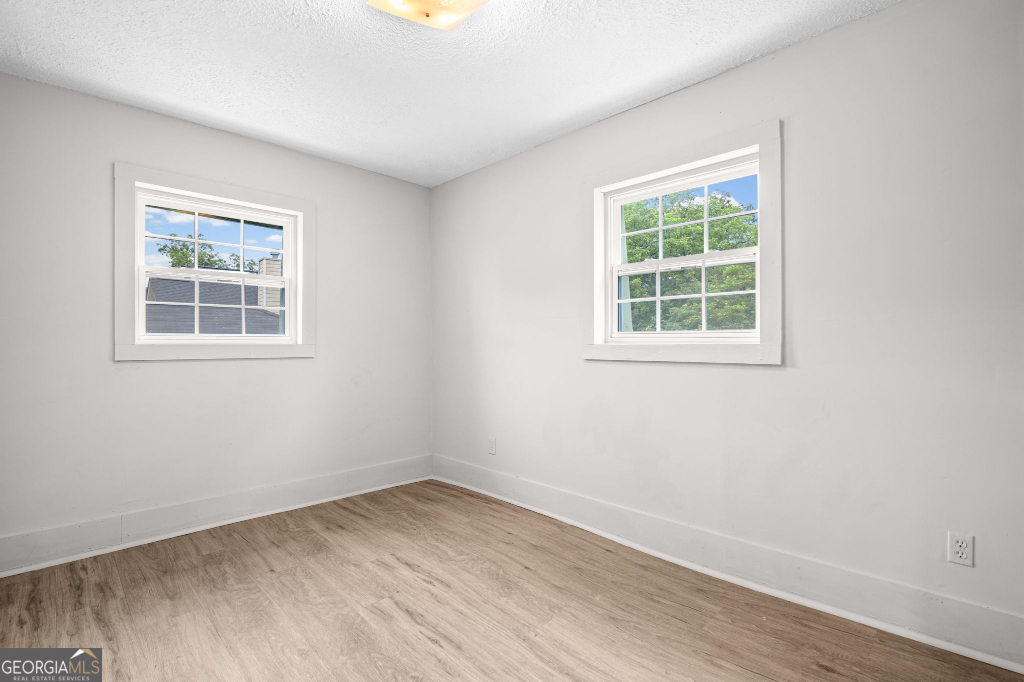 3097 E Point Street East Point GA 30344
