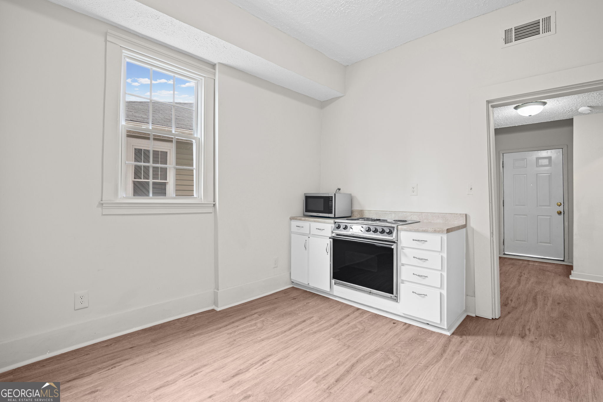 3097 E Point Street East Point GA 30344