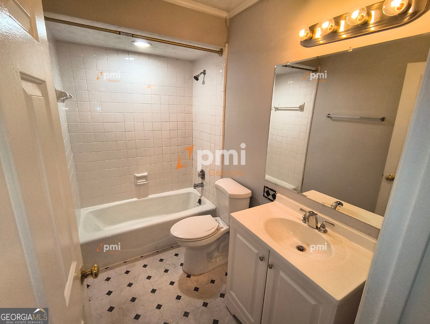 102 Peachtree Court Lagrange GA 30241
