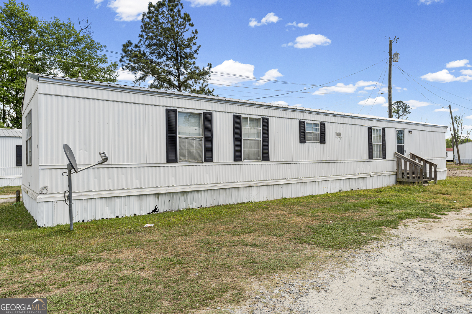 227 Bell Telephone Road Hazlehurst GA 31539