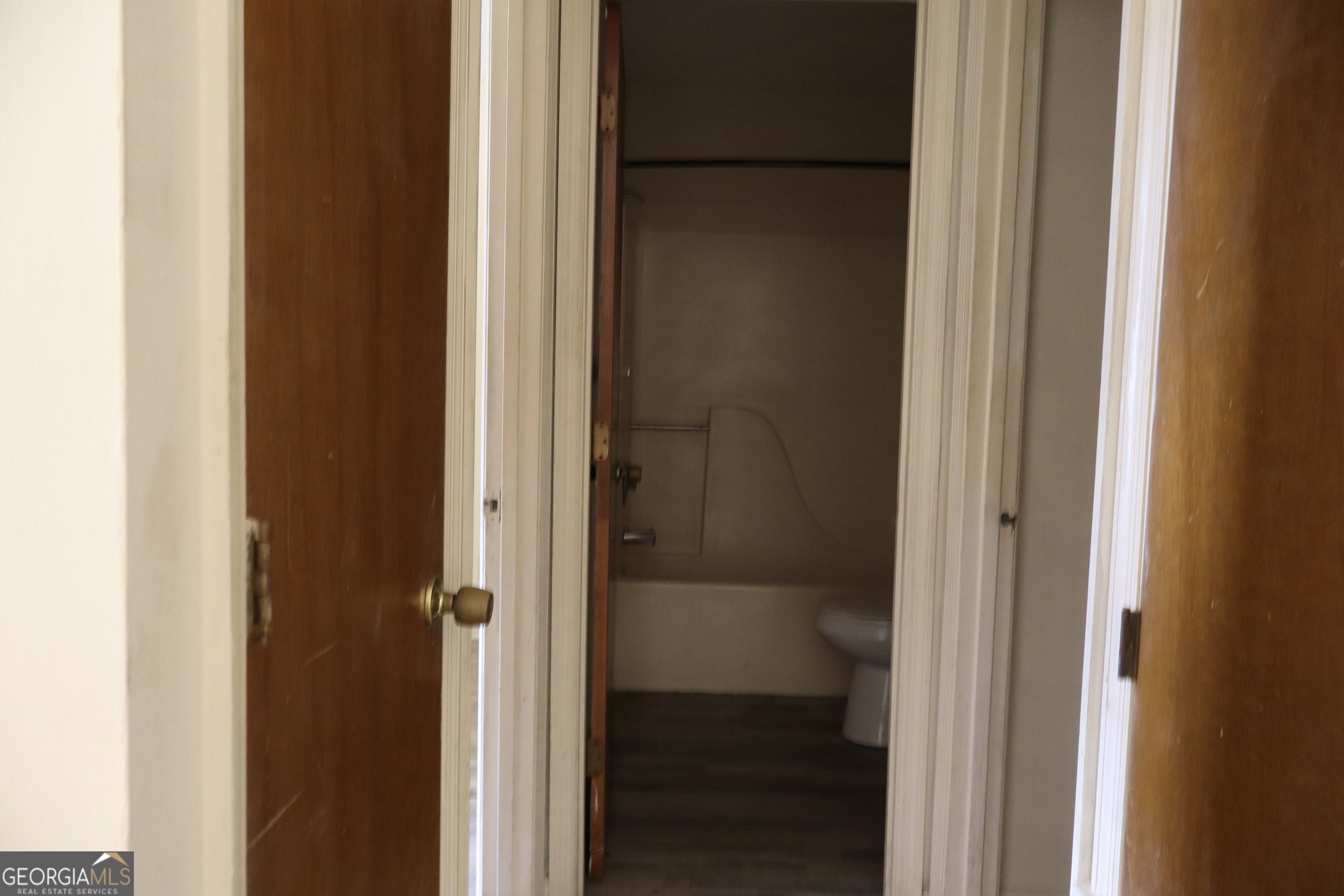 1311 E 67th Street Savannah GA 31404