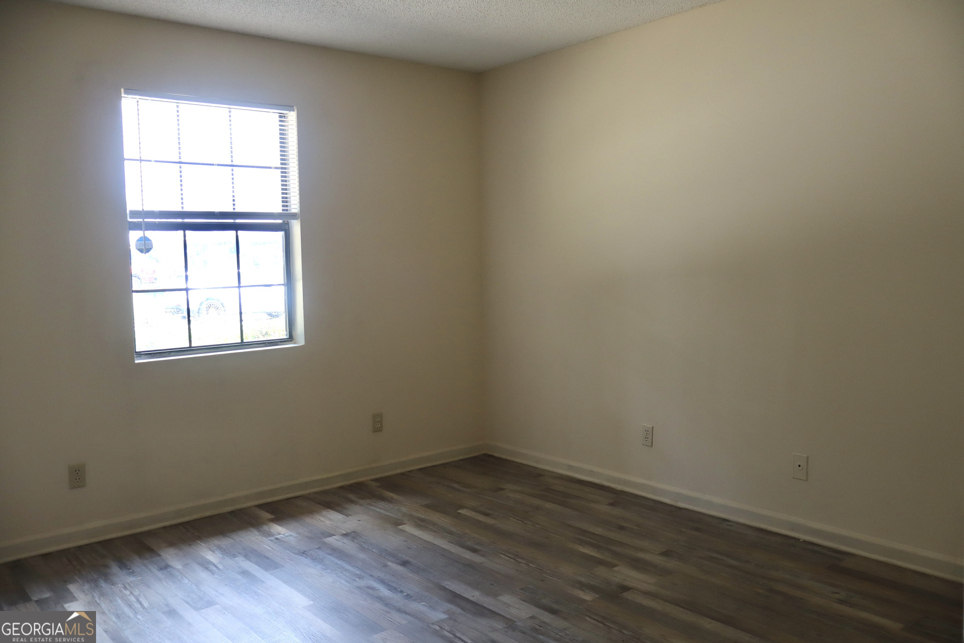 1311 E 67th Street Savannah GA 31404