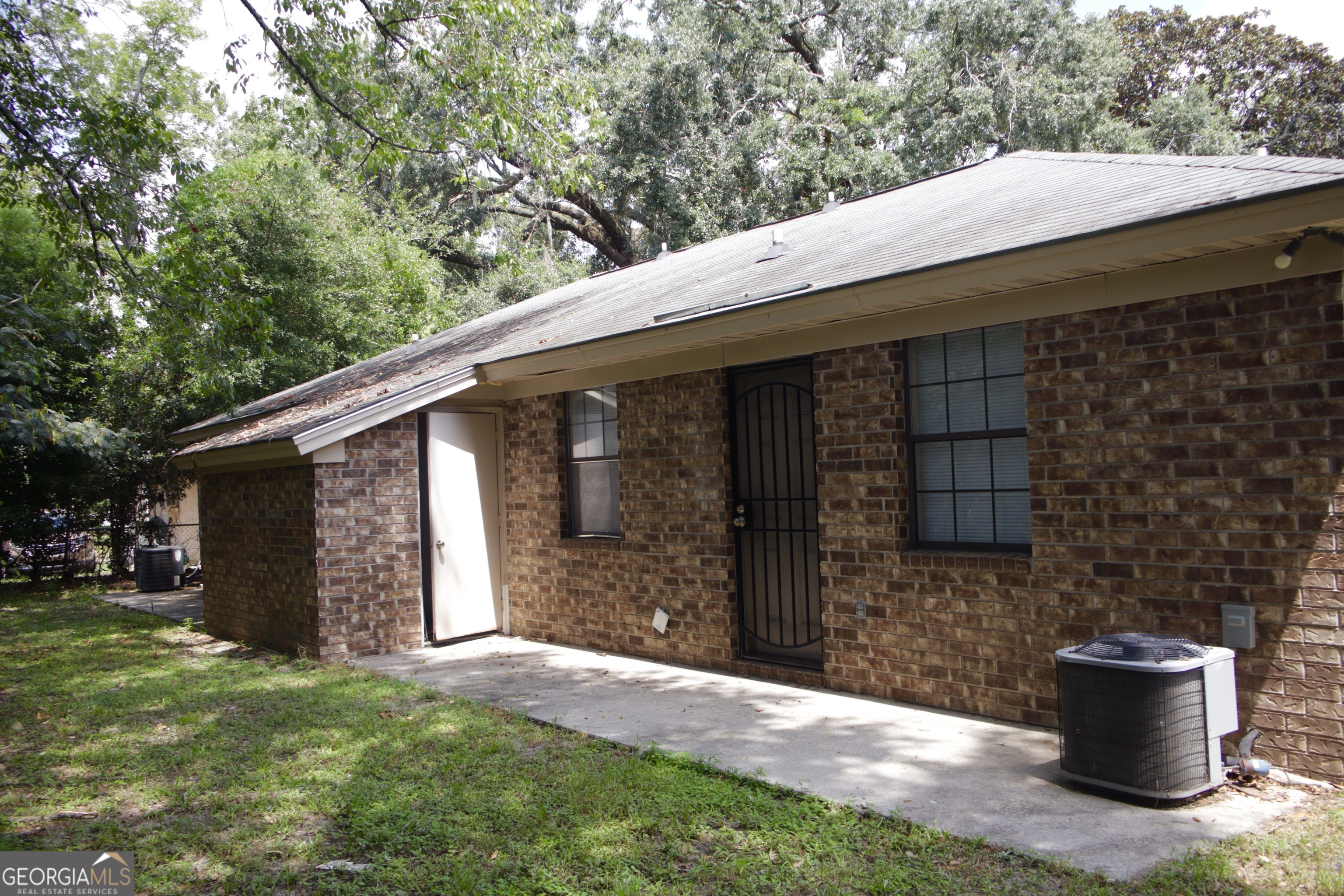 1311 E 67th Street Savannah GA 31404