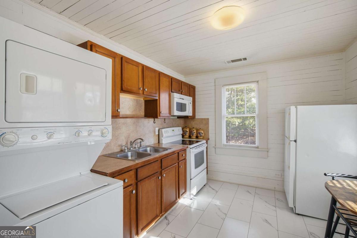 1374 Dawsonville Highway Dahlonega GA 30533