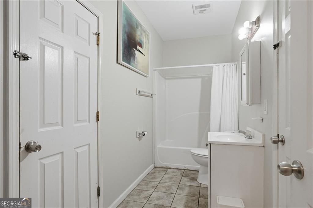 1070 Mayson Turner Road NW Atlanta GA 30314