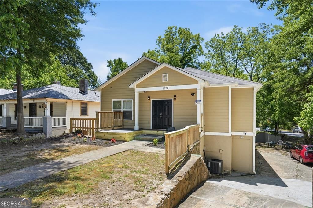 1070 Mayson Turner Road NW Atlanta GA 30314