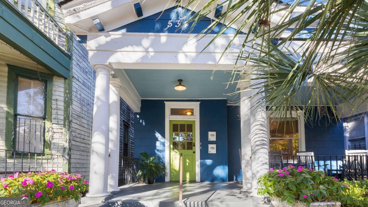 534 E Waldburg Street Savannah GA 31401